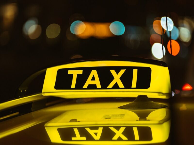 Taxicab Driver Jobs in Canada